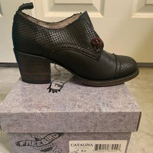 Freebird size 8